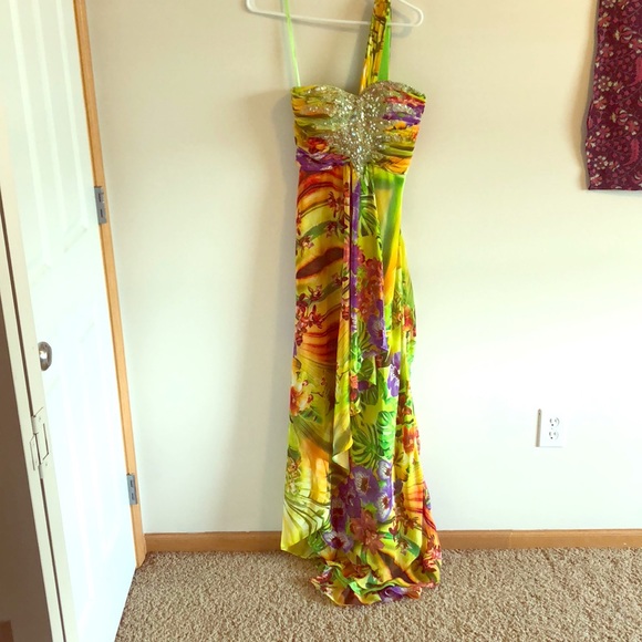 Colorful Dress - Picture 3 of 5